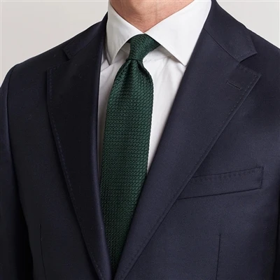 Tee sinusta janoa eleganssia Grenadine Solmiolla